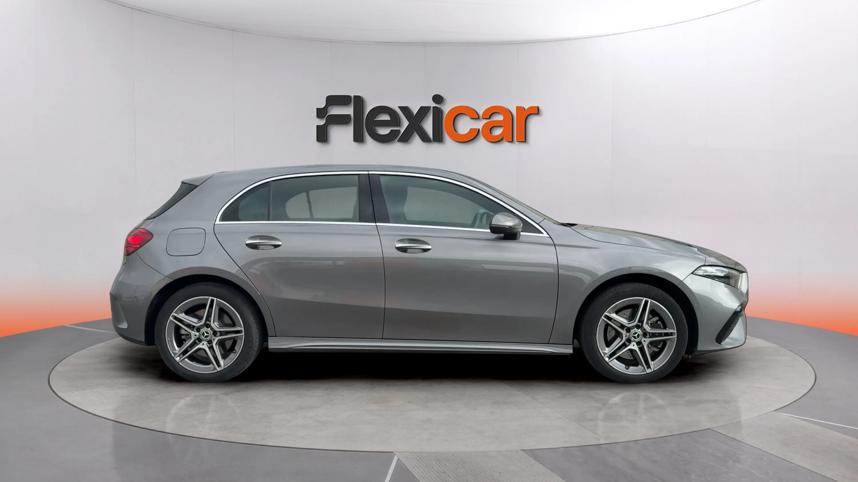 Mercedes-Benz Clase A A 250 e con tecnología híbrida EQ - foto 8
