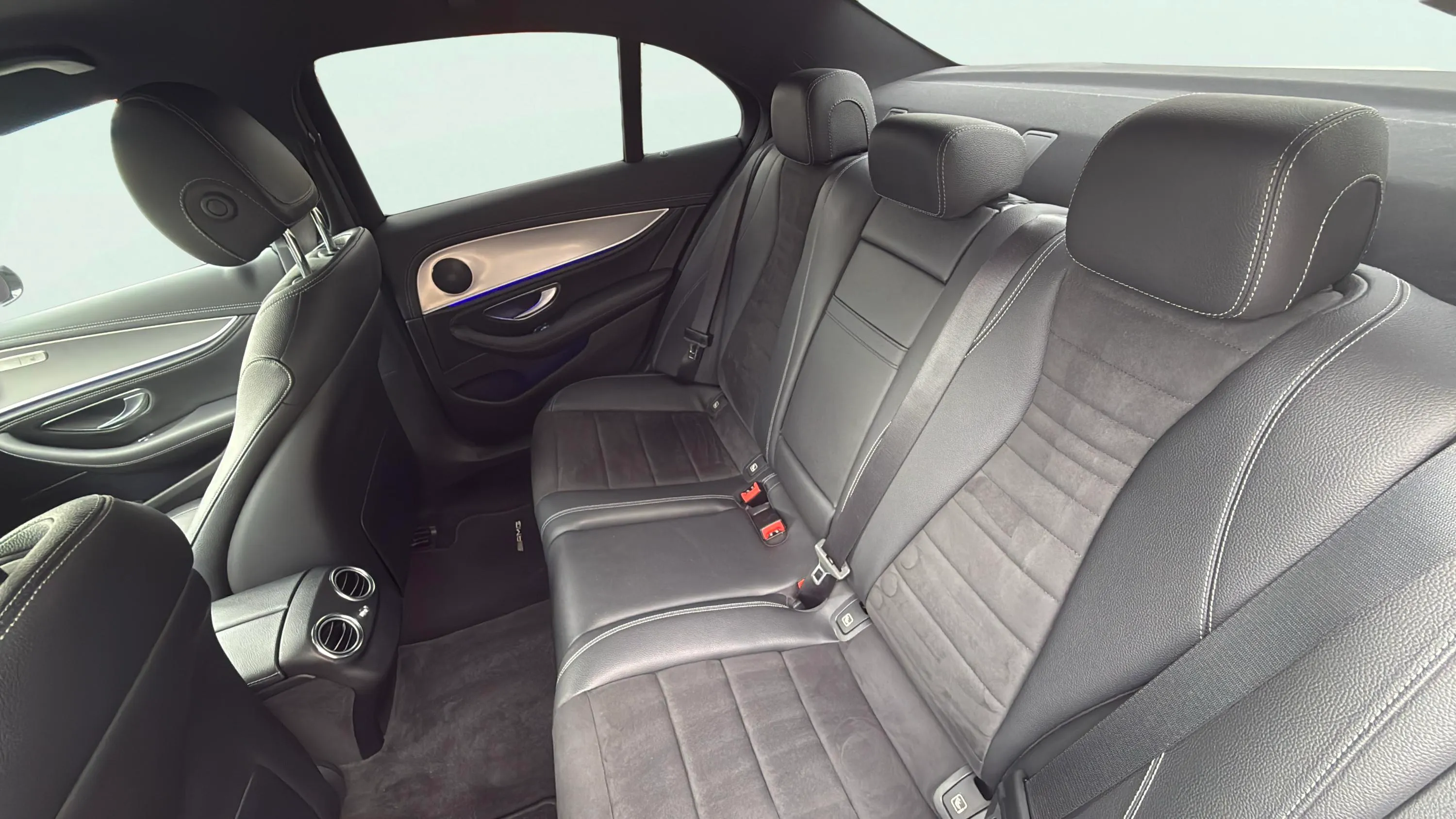 Mercedes-Benz Clase E E 220 d - foto 16