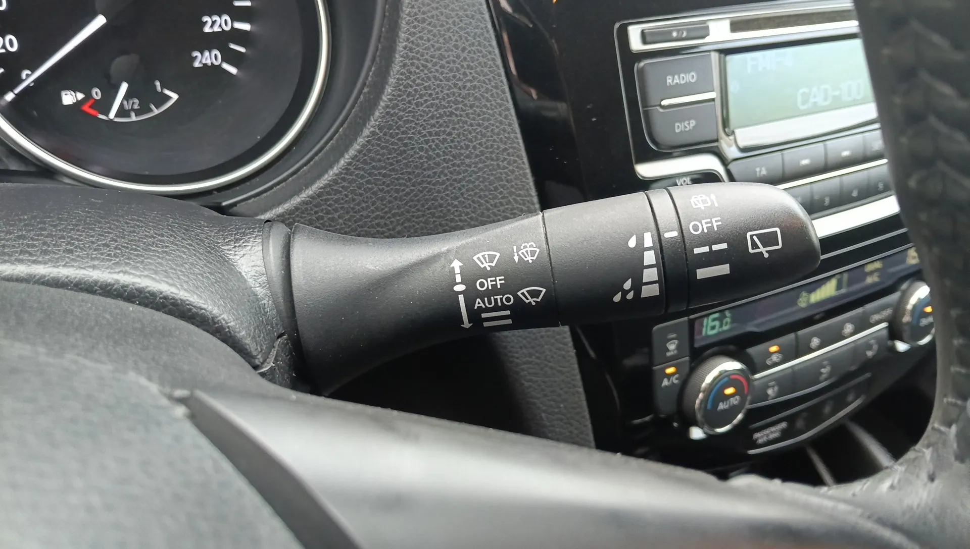 Nissan Qashqai DIG-T Acenta - foto 15