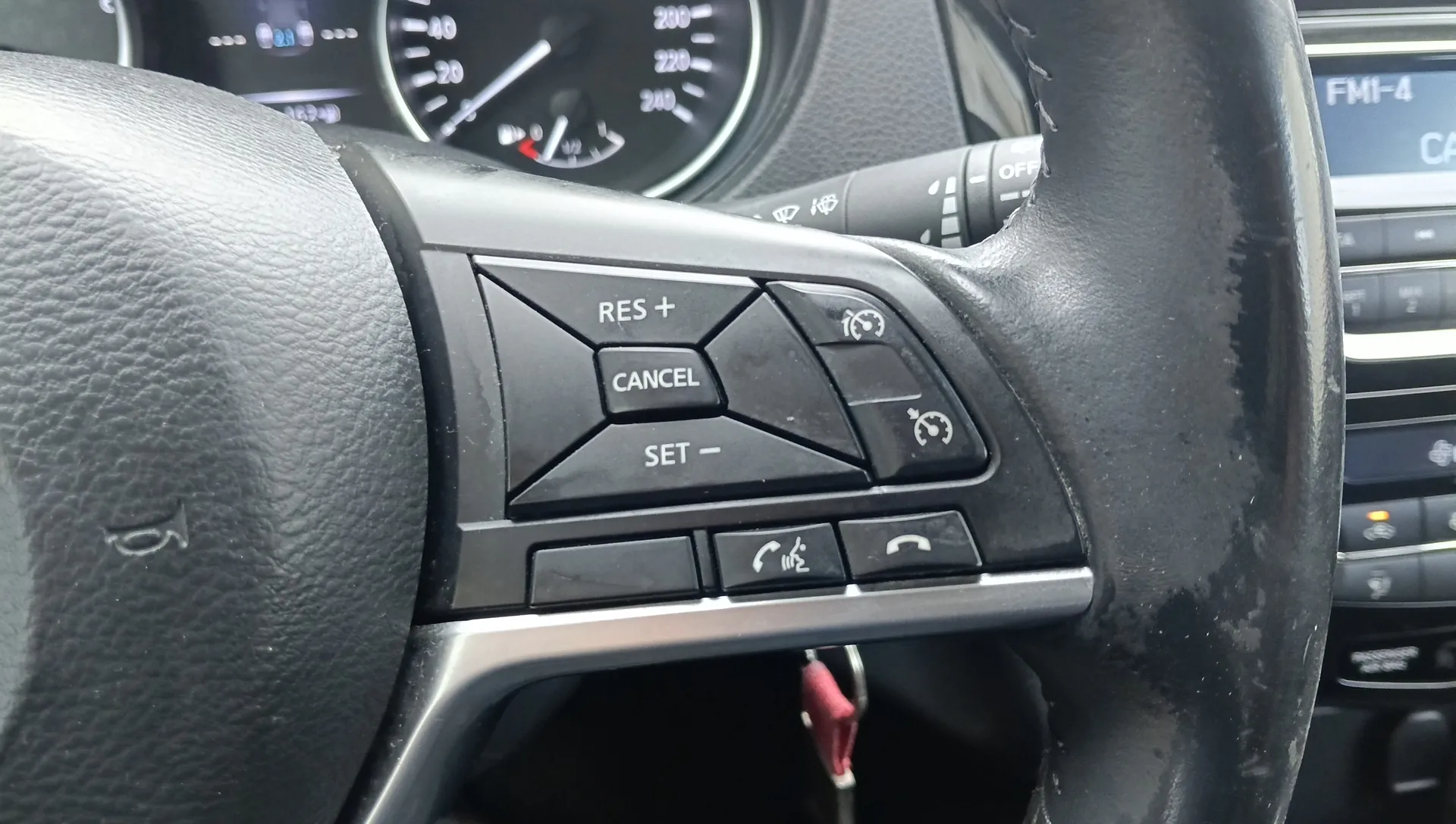 Nissan Qashqai DIG-T Acenta - foto 19
