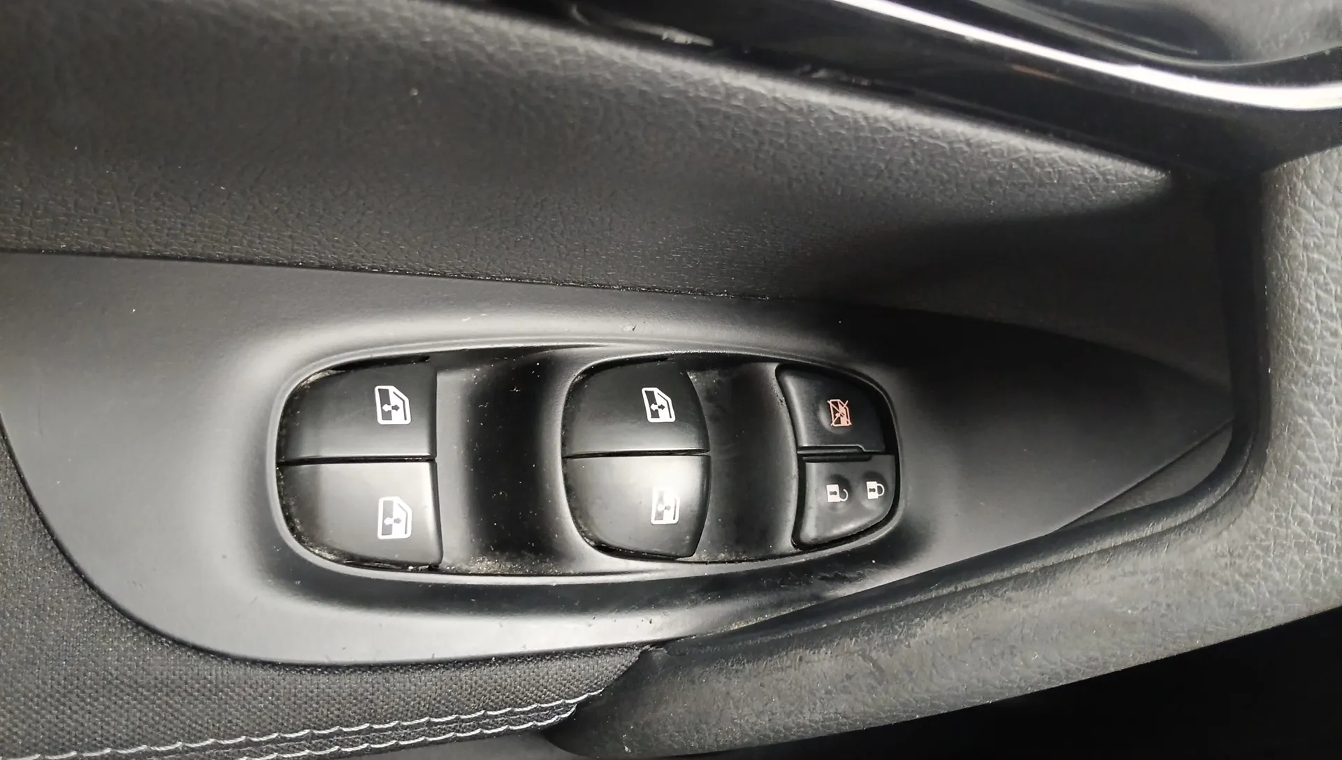 Nissan Qashqai DIG-T Acenta - foto 20
