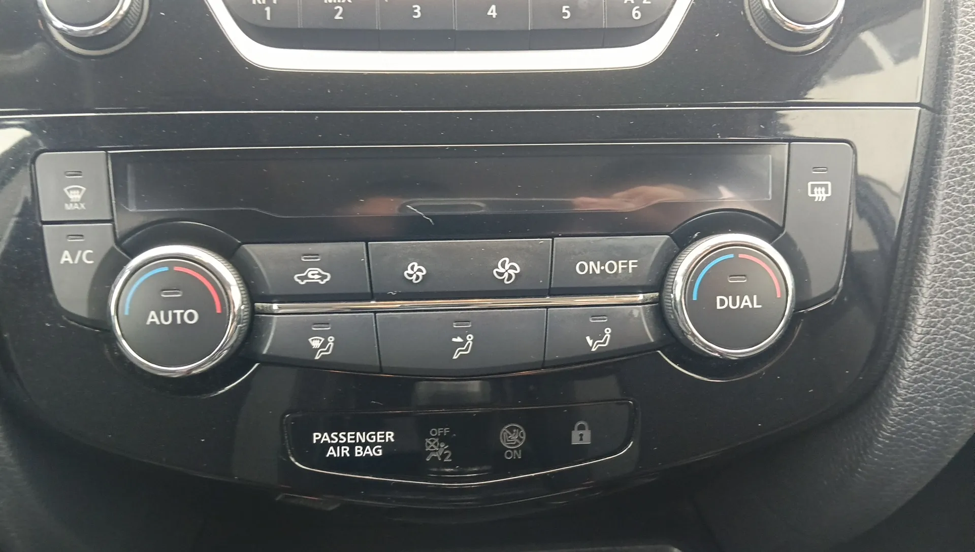 Nissan Qashqai DIG-T Acenta - foto 12