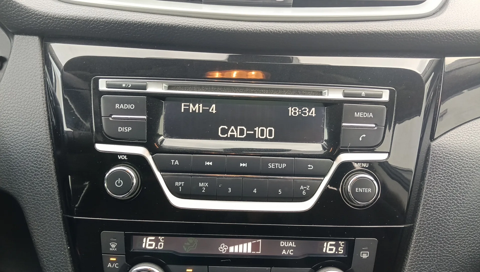 Nissan Qashqai DIG-T Acenta - foto 14
