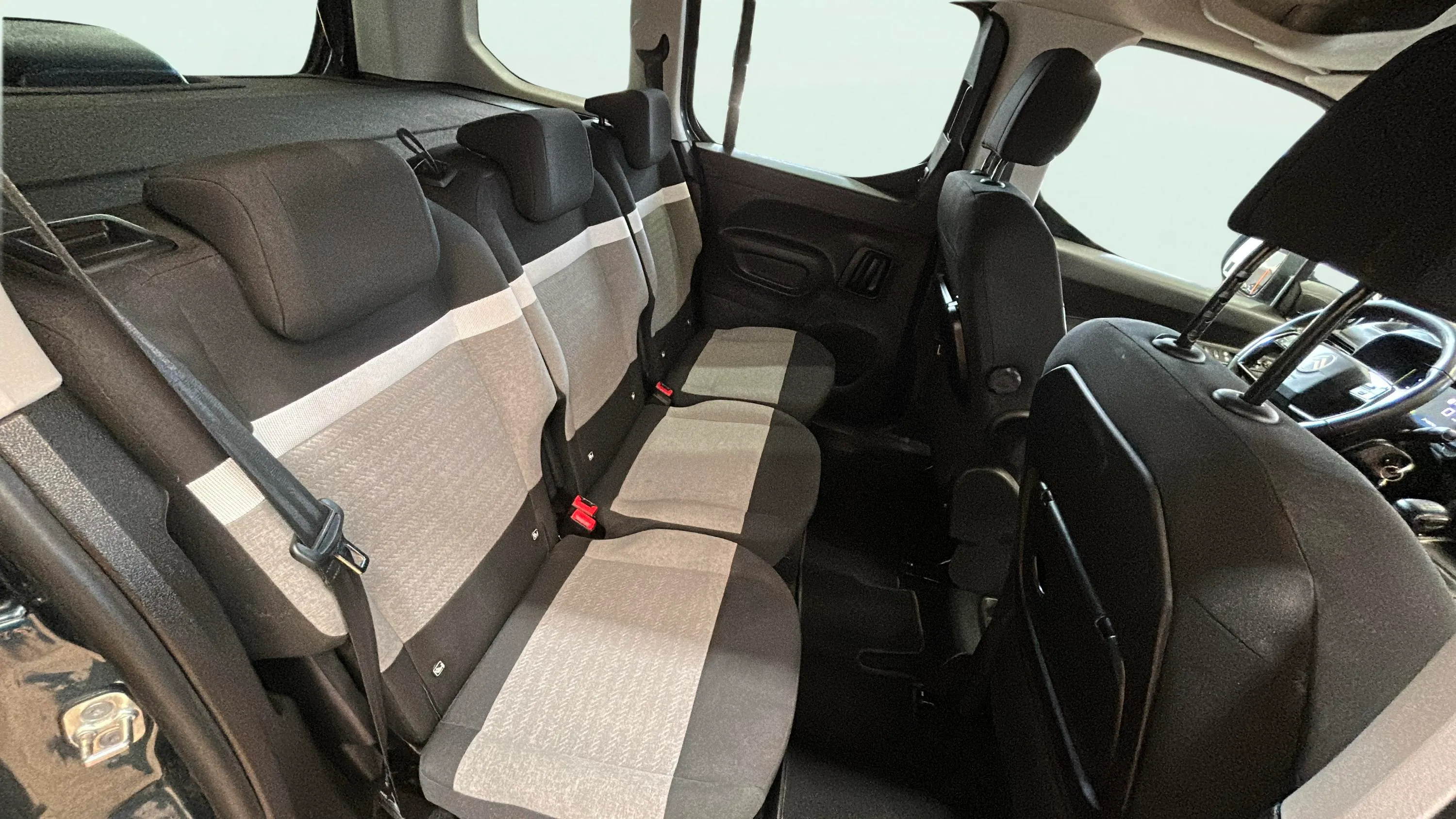 Citroën Berlingo Talla XL BlueHDi 100 Plus - foto 15