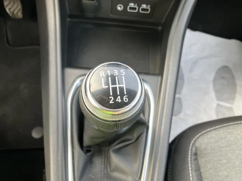 Renault Captur Equilibre TCe - foto 21