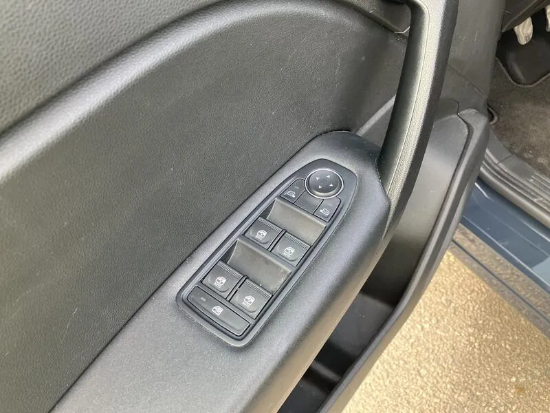 Renault Captur Equilibre TCe - foto 12