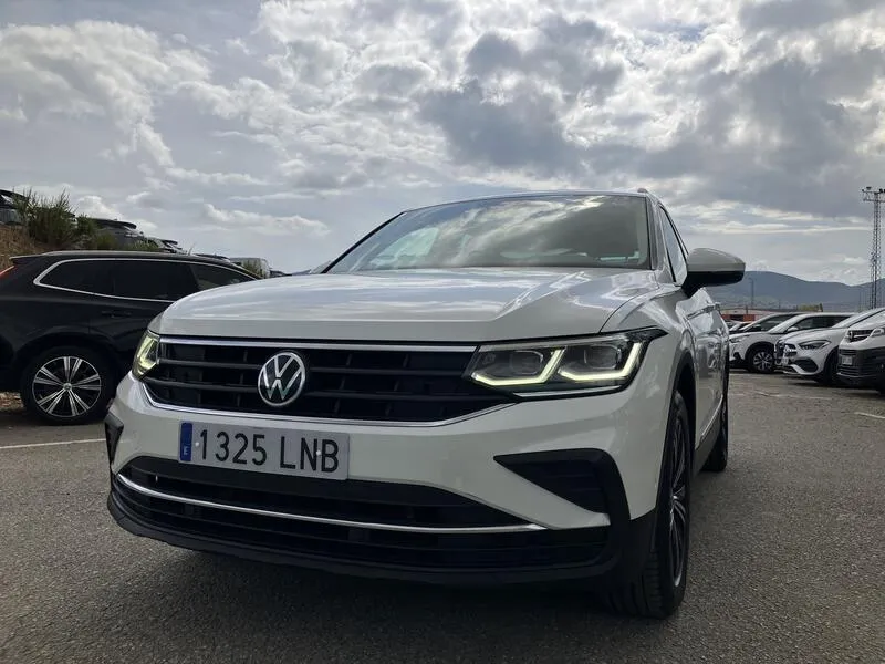 Volkswagen Tiguan Life 2.0 TDI - foto 39
