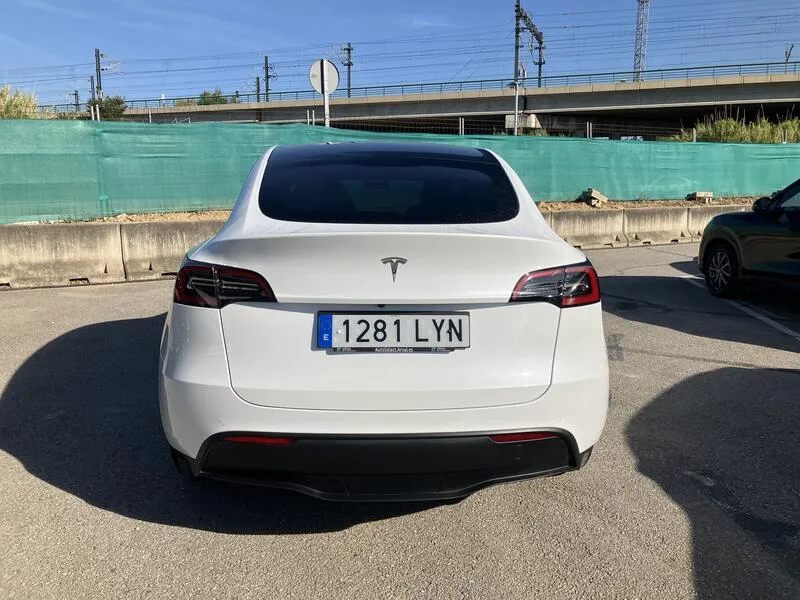 Tesla Model Y 75 kWh Gran Autonomia 4WD - foto 5