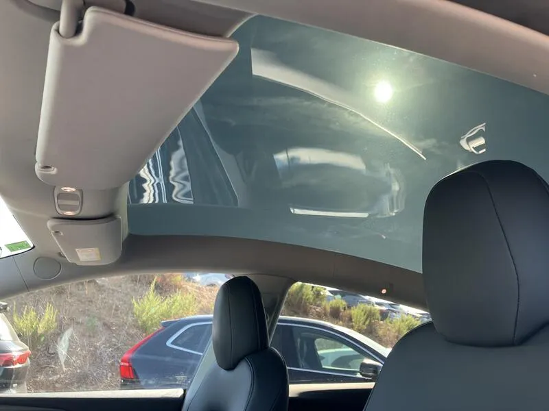 Tesla Model Y 75 kWh Gran Autonomia 4WD - foto 22