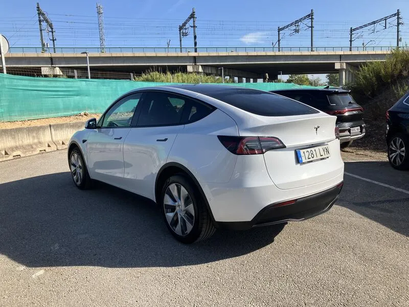 Tesla Model Y 75 kWh Gran Autonomia 4WD - foto 4