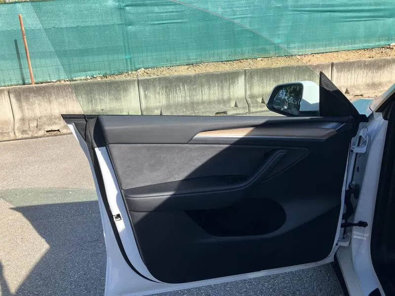 Tesla Model Y 75 kWh Gran Autonomia 4WD - foto 11