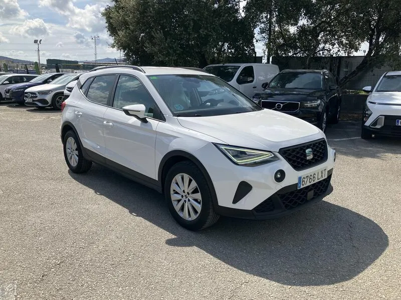 SEAT Arona 1.0 TSI Style Plus - foto 8