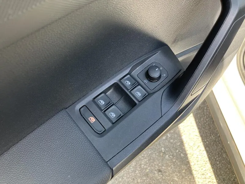 SEAT Arona 1.0 TSI Style Plus - foto 12