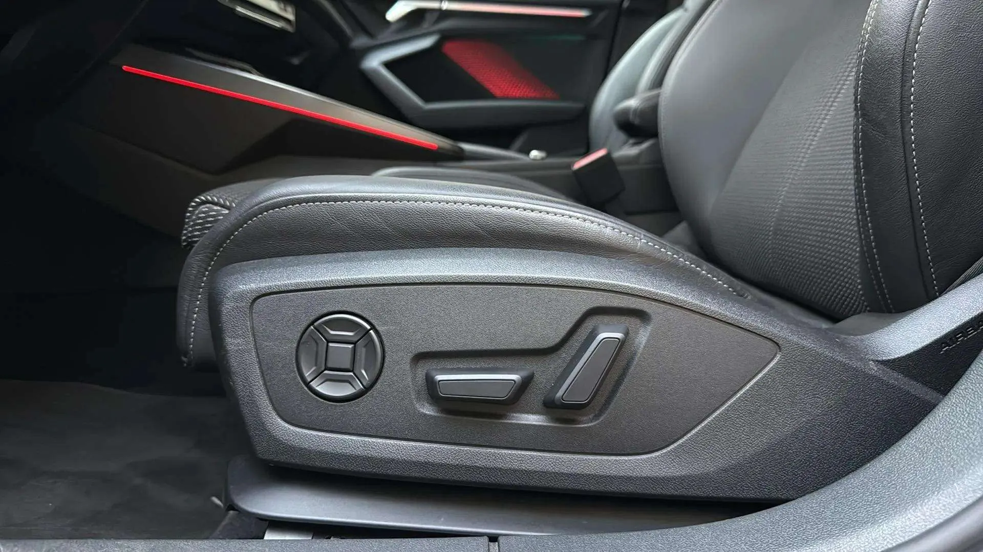 Audi A3 Sportback S line 30 TDI S tronic - foto 29