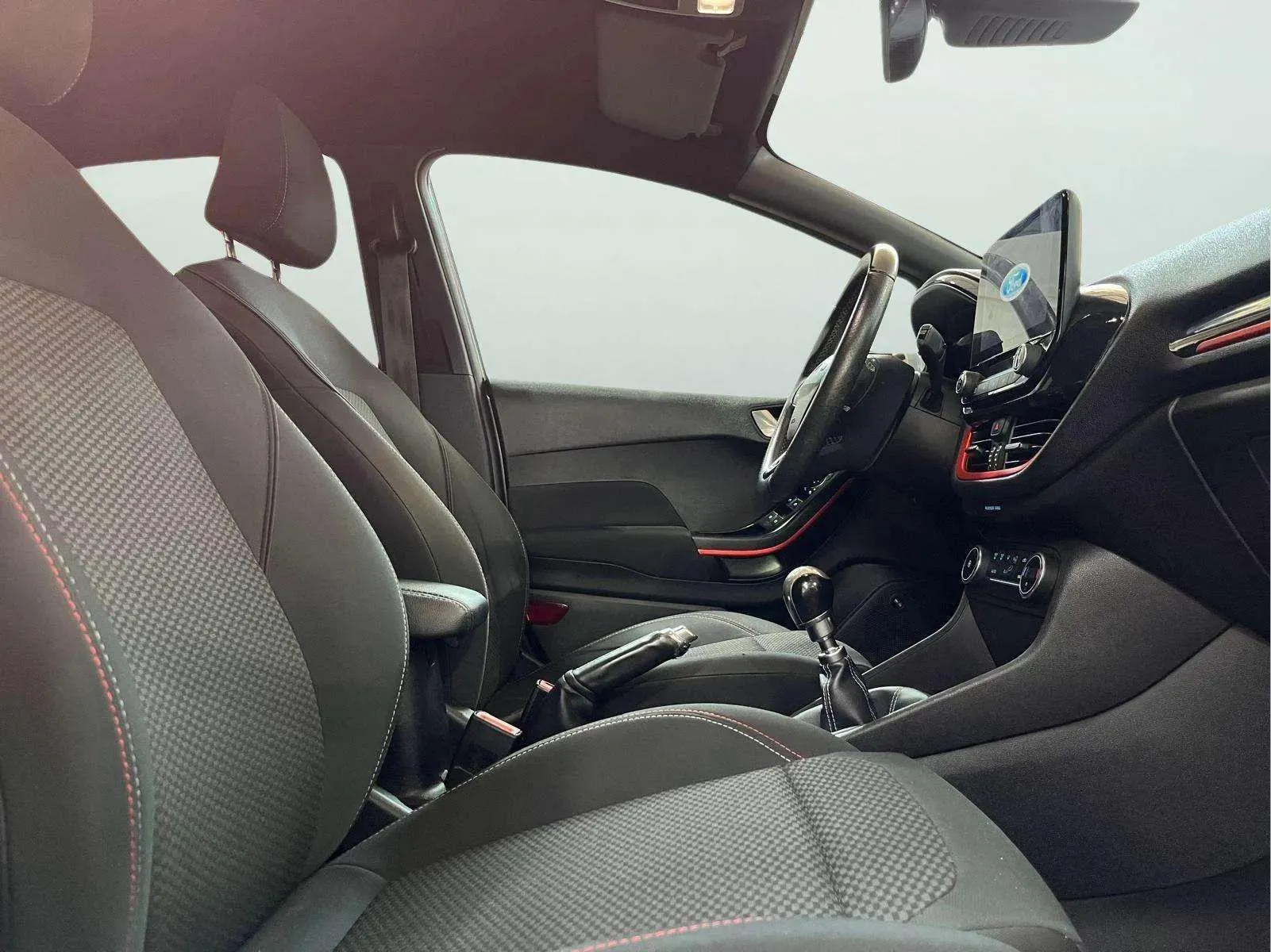 Ford Fiesta 1.0 EcoBoost ST-Line - foto 21