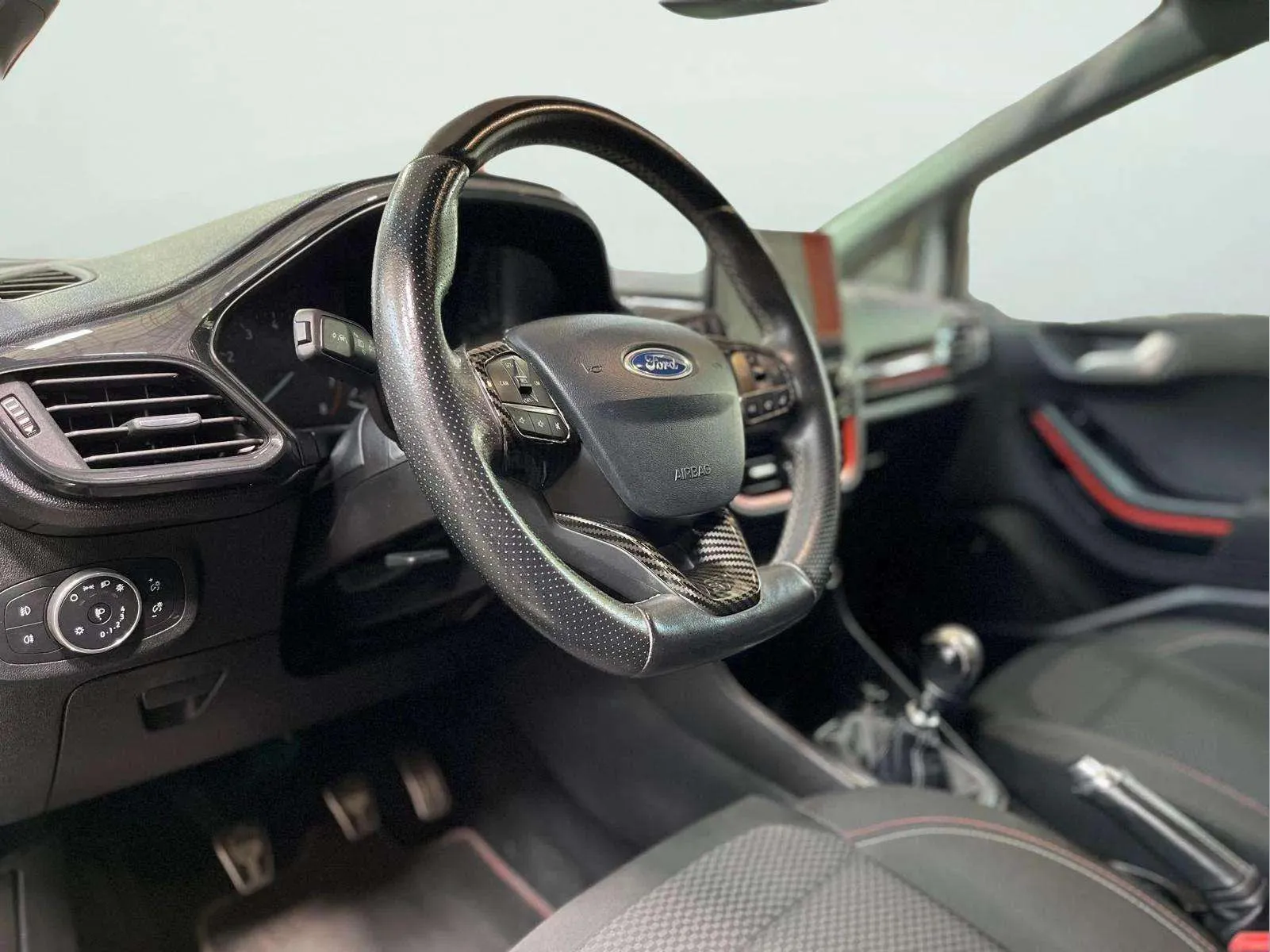 Ford Fiesta 1.0 EcoBoost ST-Line - foto 11