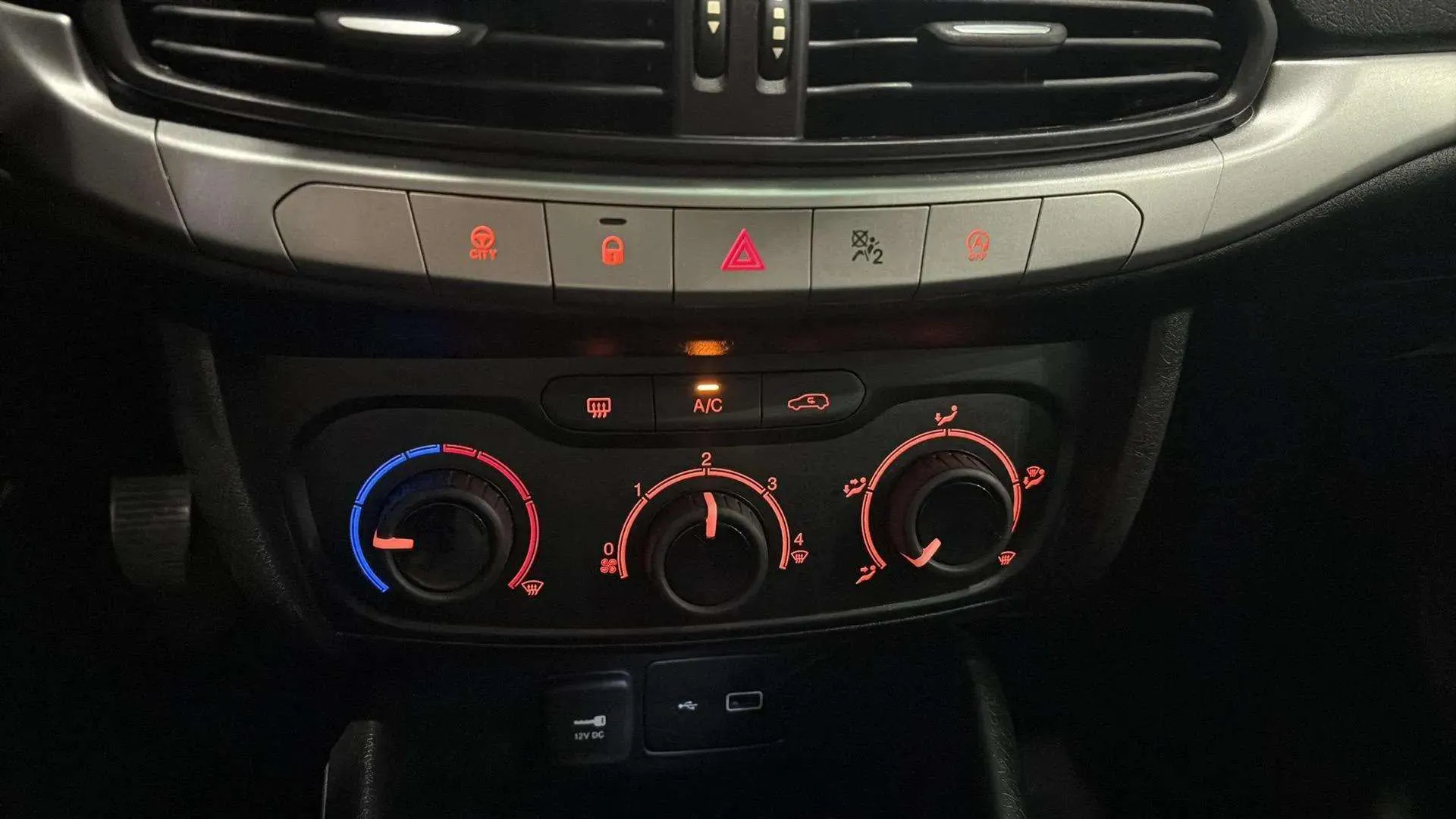 Fiat Tipo 1.3 Easy diesel Mjet - foto 19