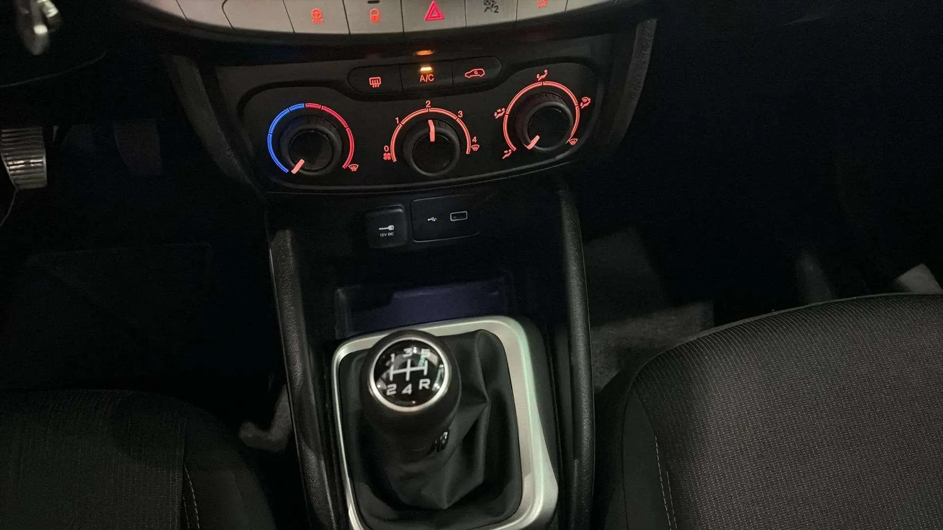 Fiat Tipo 1.3 Easy diesel Mjet - foto 12