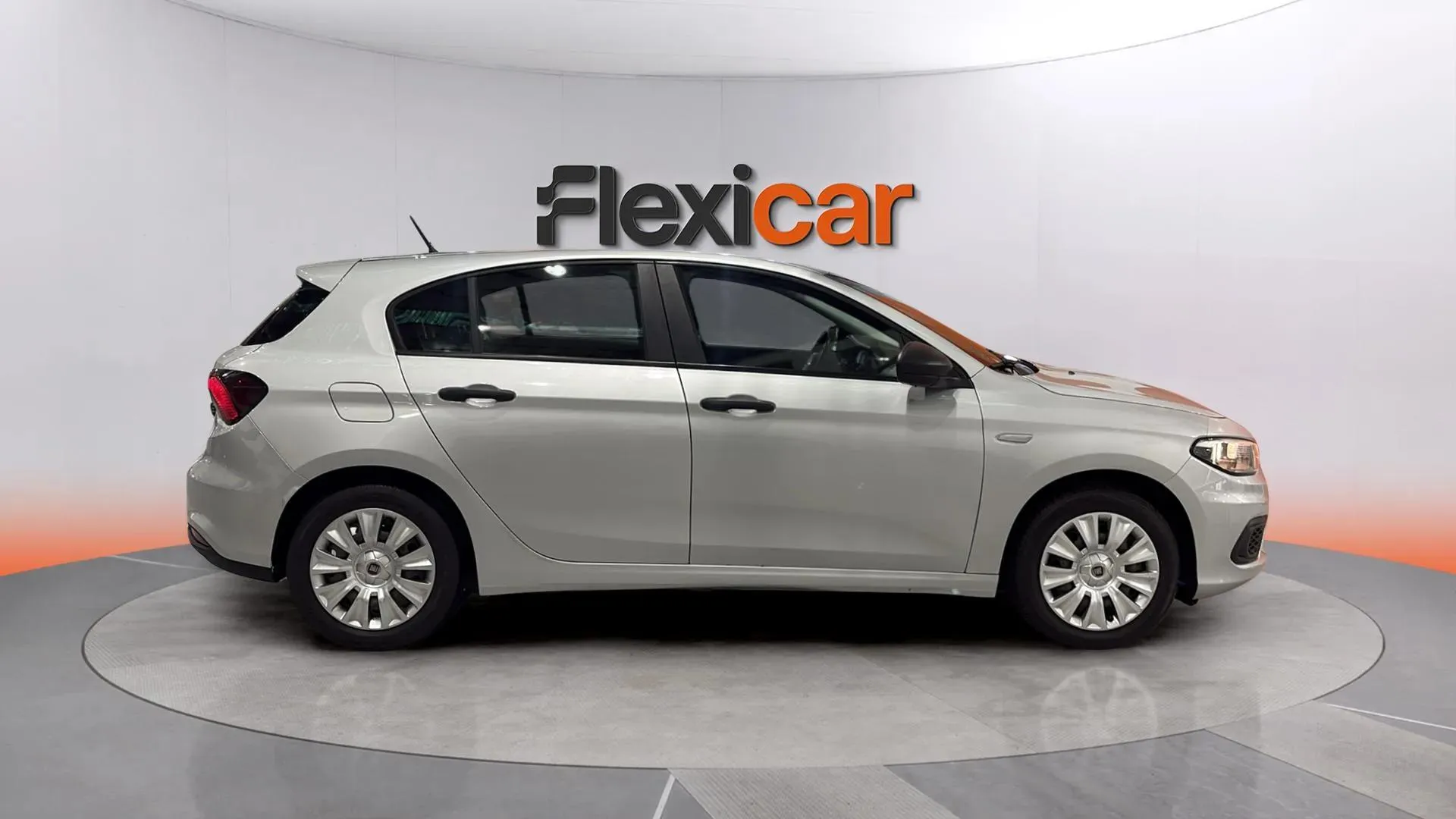 Fiat Tipo 1.3 Easy diesel Mjet - foto 8