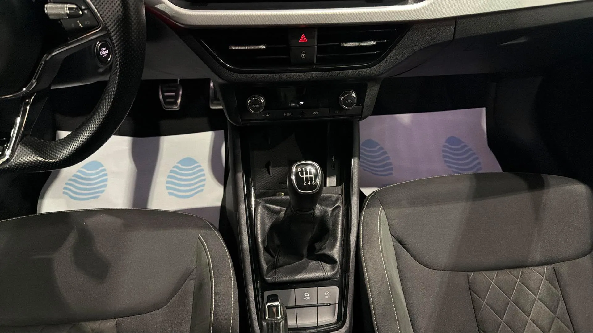 Škoda Kamiq 1.0 TSI Style - foto 12