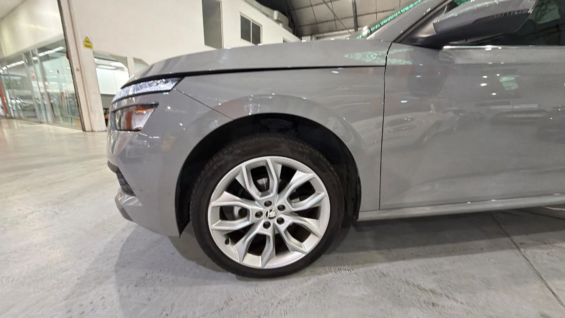 Škoda Kamiq 1.0 TSI Style - foto 23