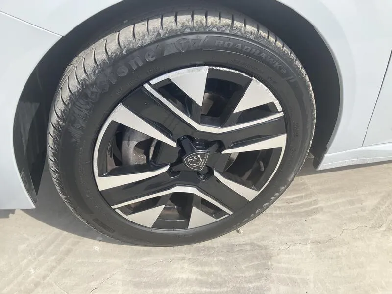 Peugeot 208 Allure 1.2 PureTech - foto 14