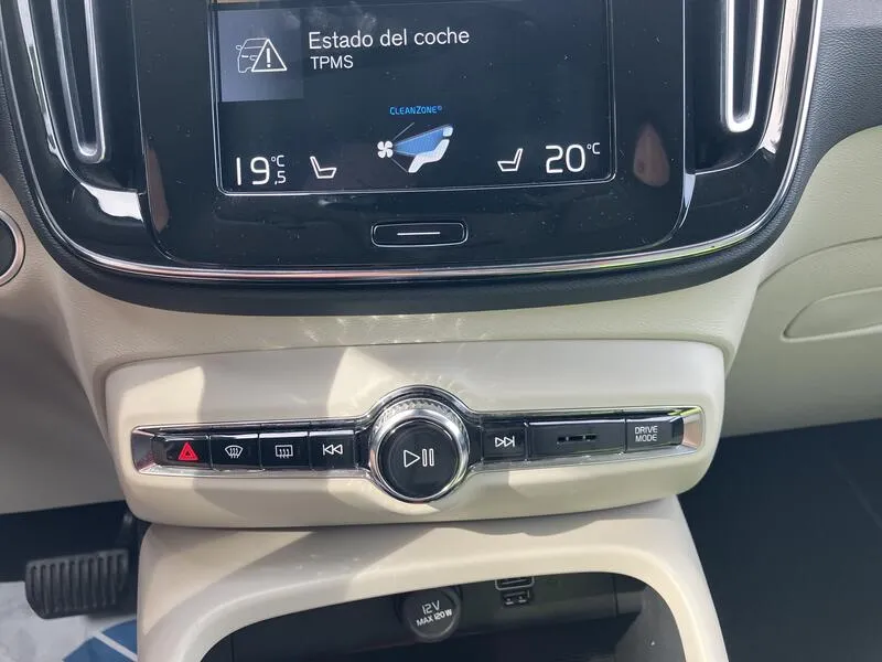 Volvo XC40 1.5 T5 Twin Inscription - foto 21