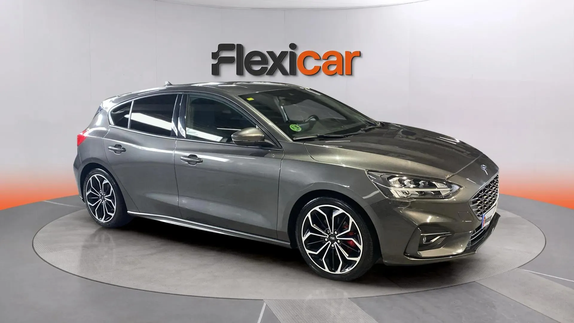 Ford Focus 1.0 EcoBoost ST-Line - foto 2