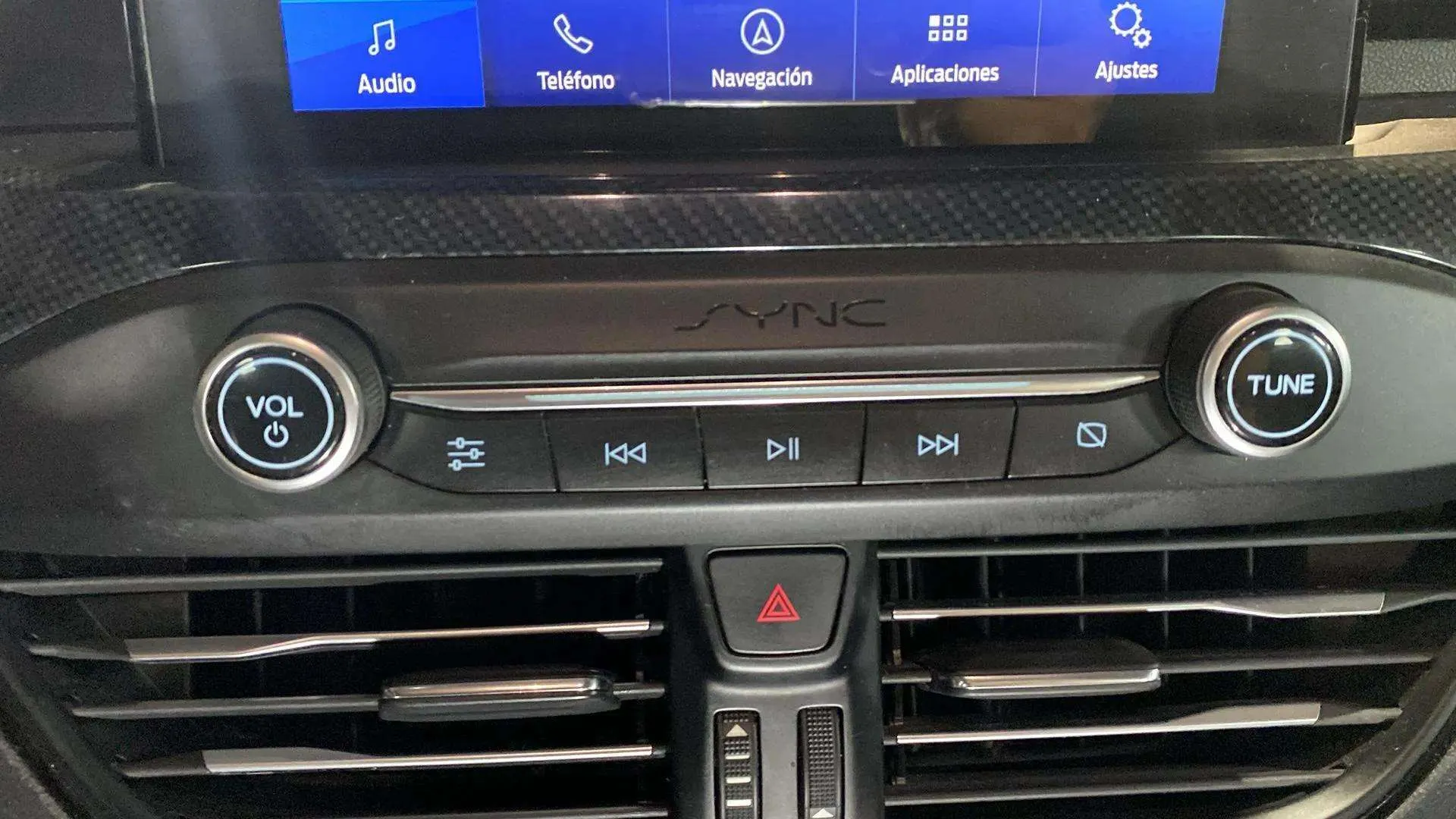 Ford Focus 1.0 EcoBoost ST-Line - foto 29
