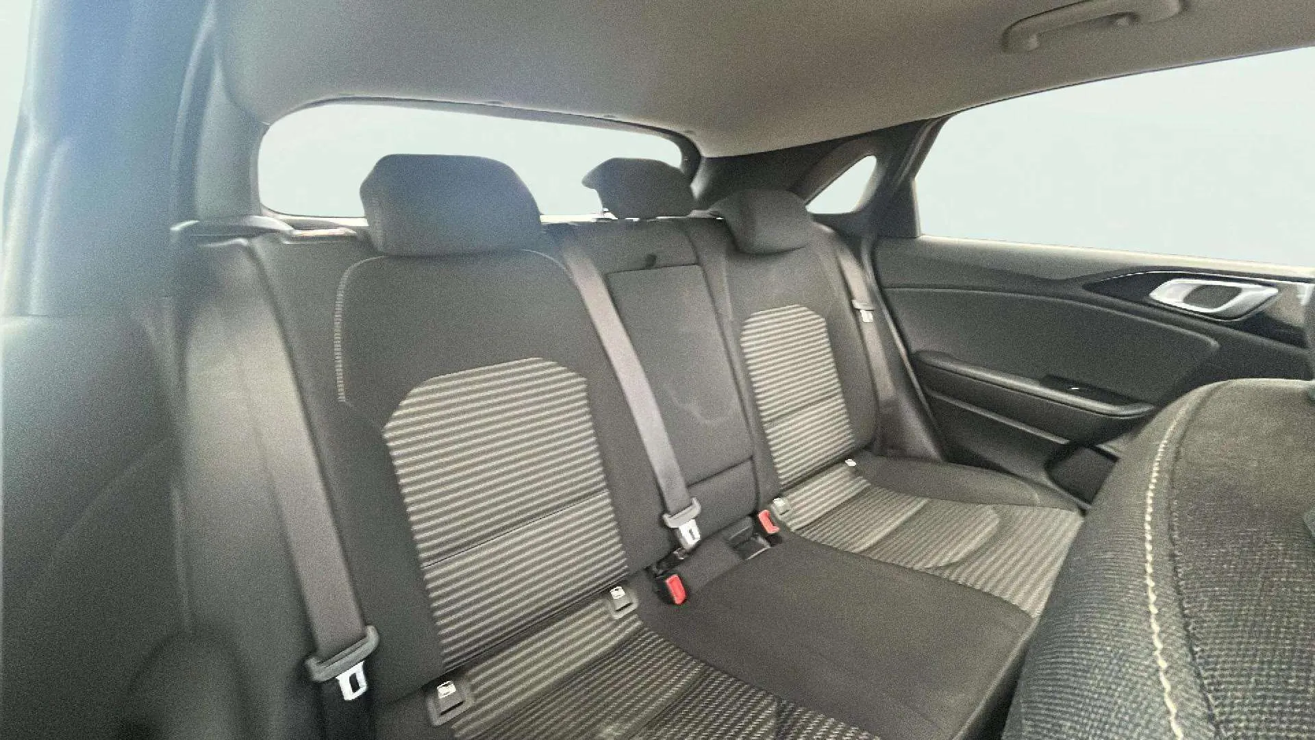 Kia Ceed 1.0 T-GDi Drive - foto 21