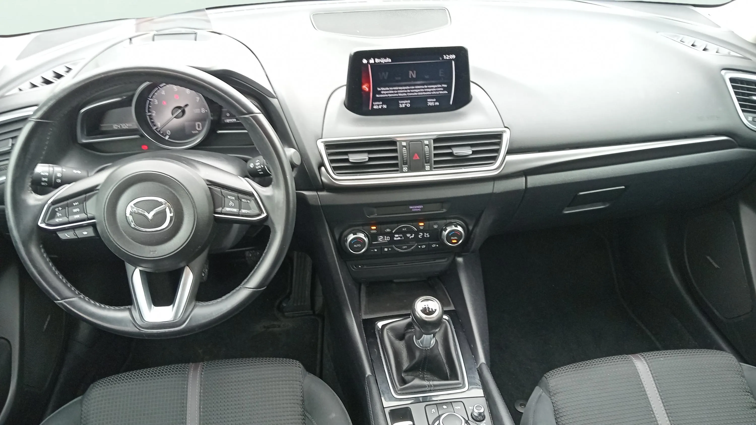 Mazda Mazda3 1.5 GE Style - foto 15