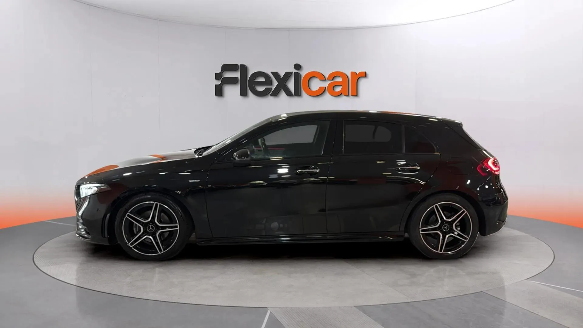 Mercedes-Benz Clase A A 180 d - foto 4
