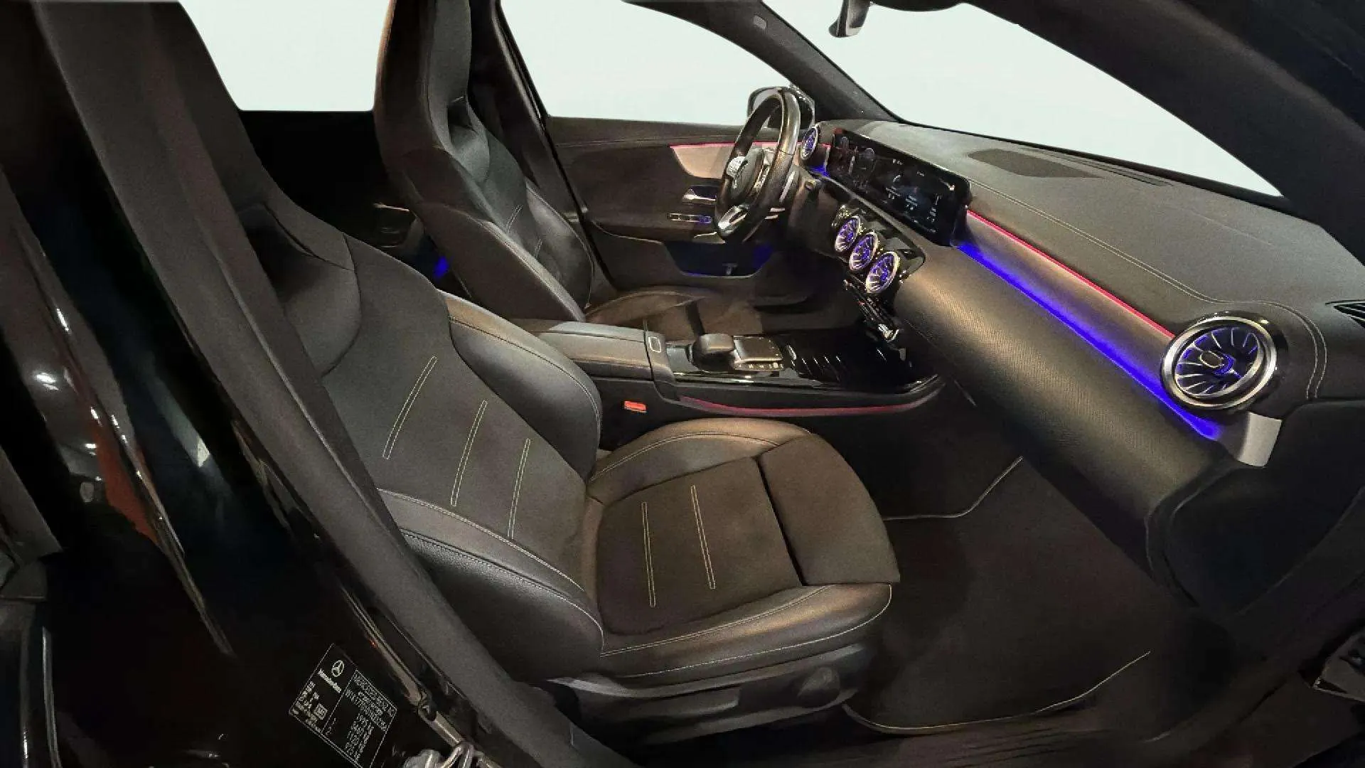 Mercedes-Benz Clase A A 180 d - foto 13