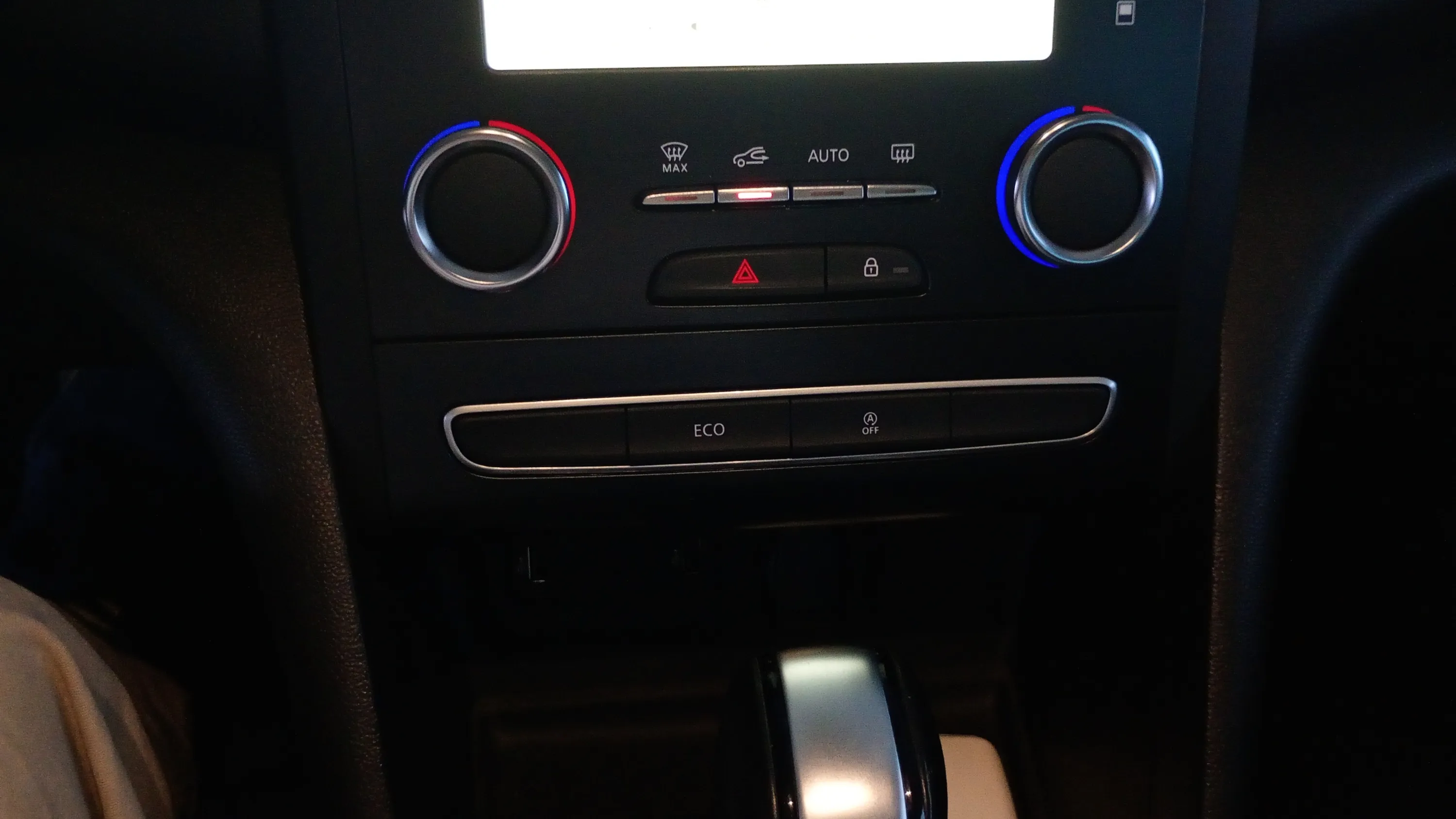 Renault Mégane Bose Blue dCi EDC - foto 16