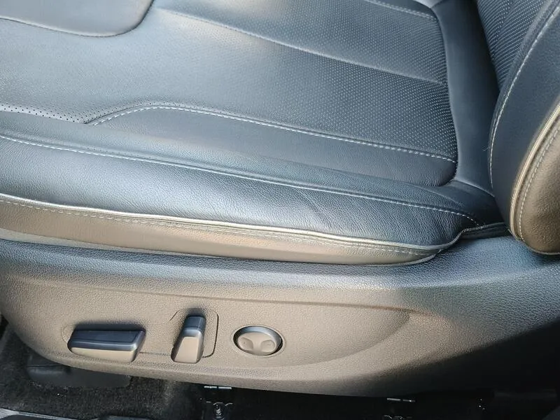 Hyundai Santa Fe 1.6 T-GDi PHEV Tecno 4x4 - foto 31