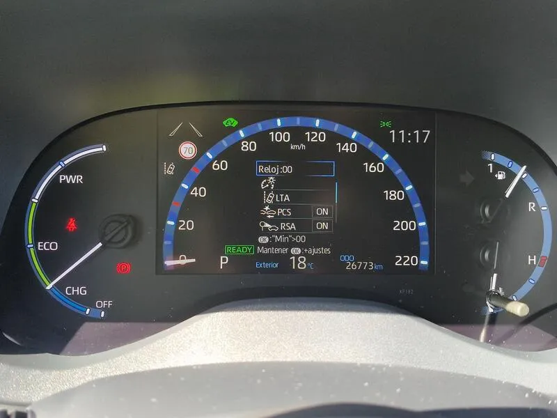 Toyota Yaris 1.5 120H Adventure - foto 16