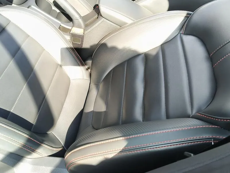 MG ZS 1.5 Luxury - foto 31