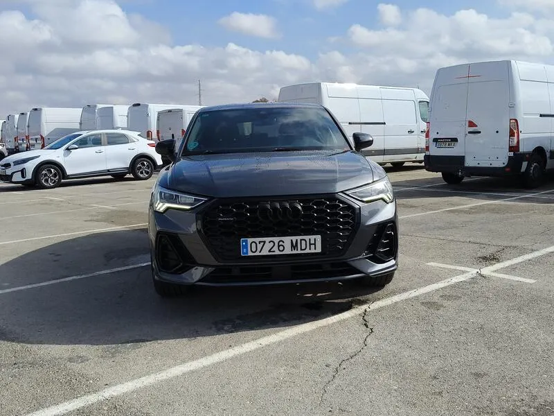 Audi Q3 Sportback Black line 35 TDI quattro S tronic - foto 9