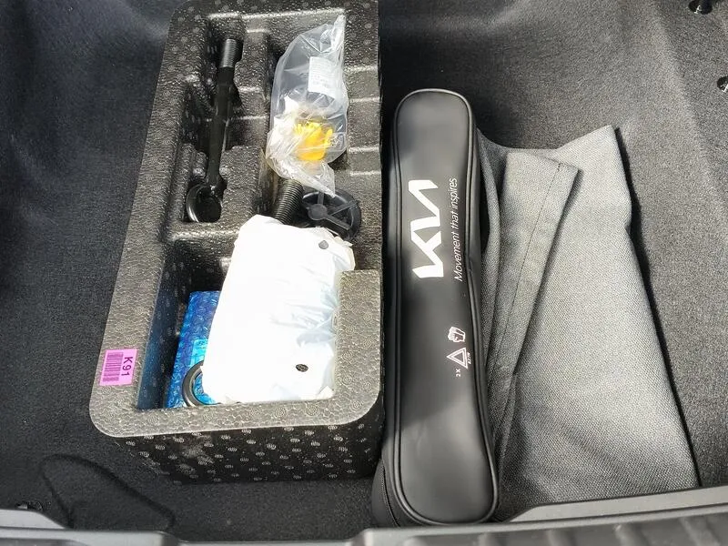 Kia Niro 1.6 GDi HEV Drive - foto 37