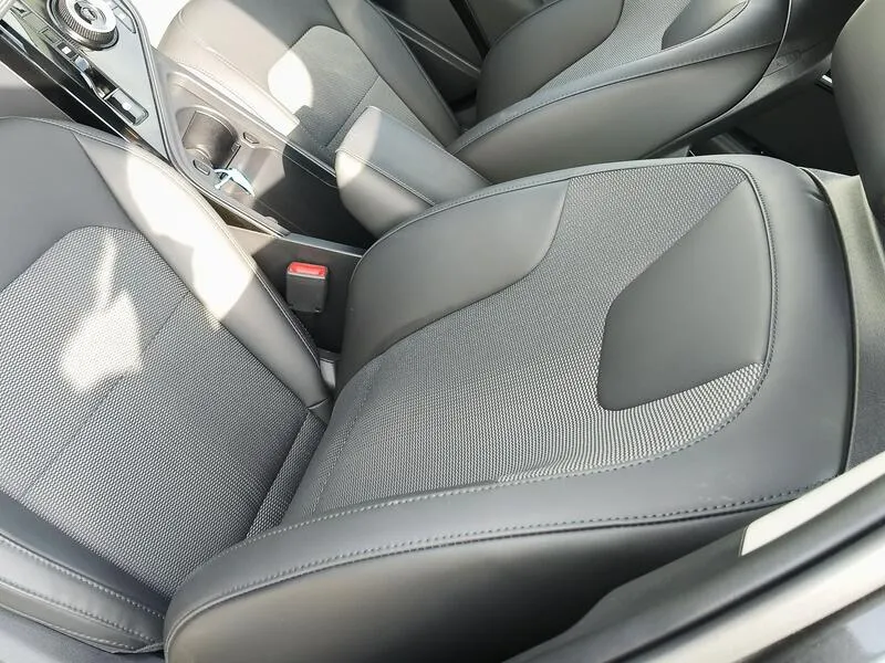 Kia Niro 1.6 GDi HEV Drive - foto 30