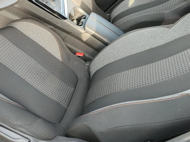 Peugeot 3008 Active Pack 1.5 HDi - foto 32