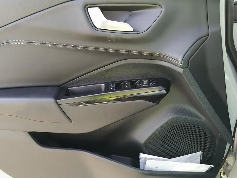 Ford Puma Hybrid Titanium Design 1.0 EcoBoost - foto 29