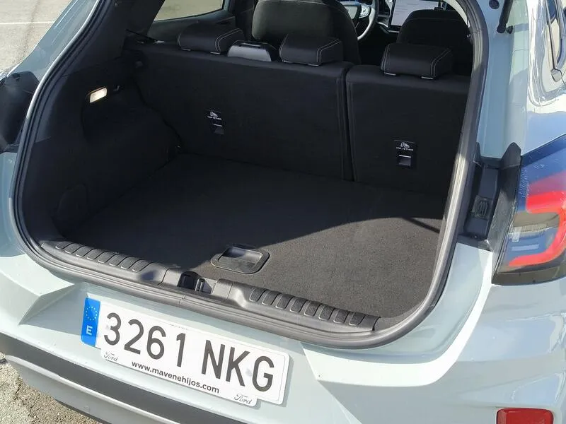 Ford Puma Hybrid Titanium Design 1.0 EcoBoost - foto 38