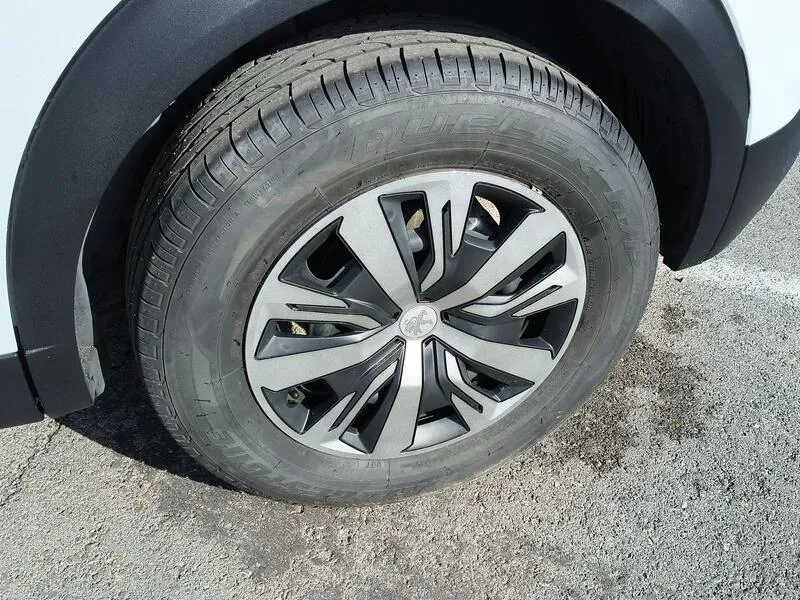 Peugeot 2008 Active PureTech 100 - foto 45