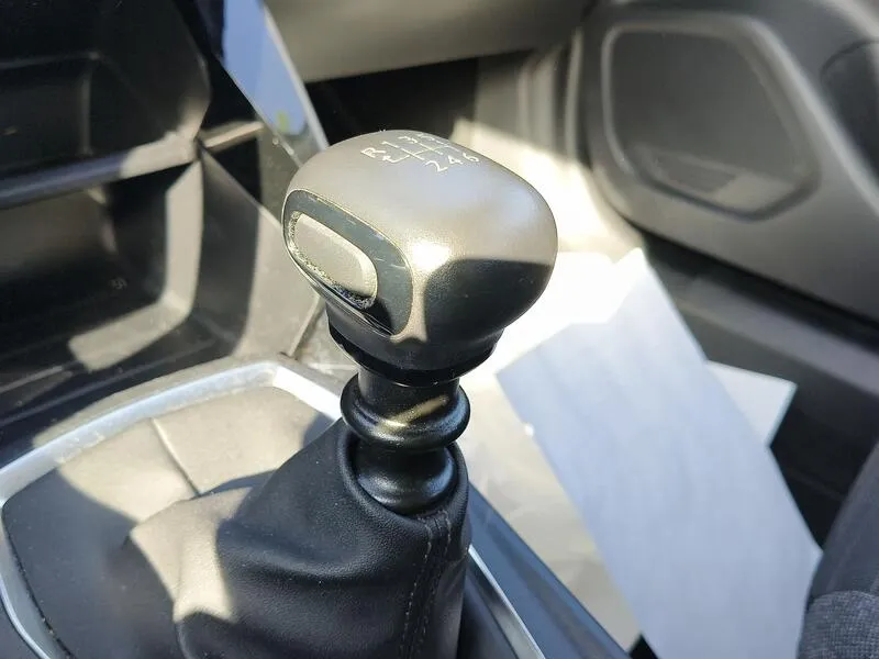 Peugeot 2008 Active PureTech 100 - foto 14