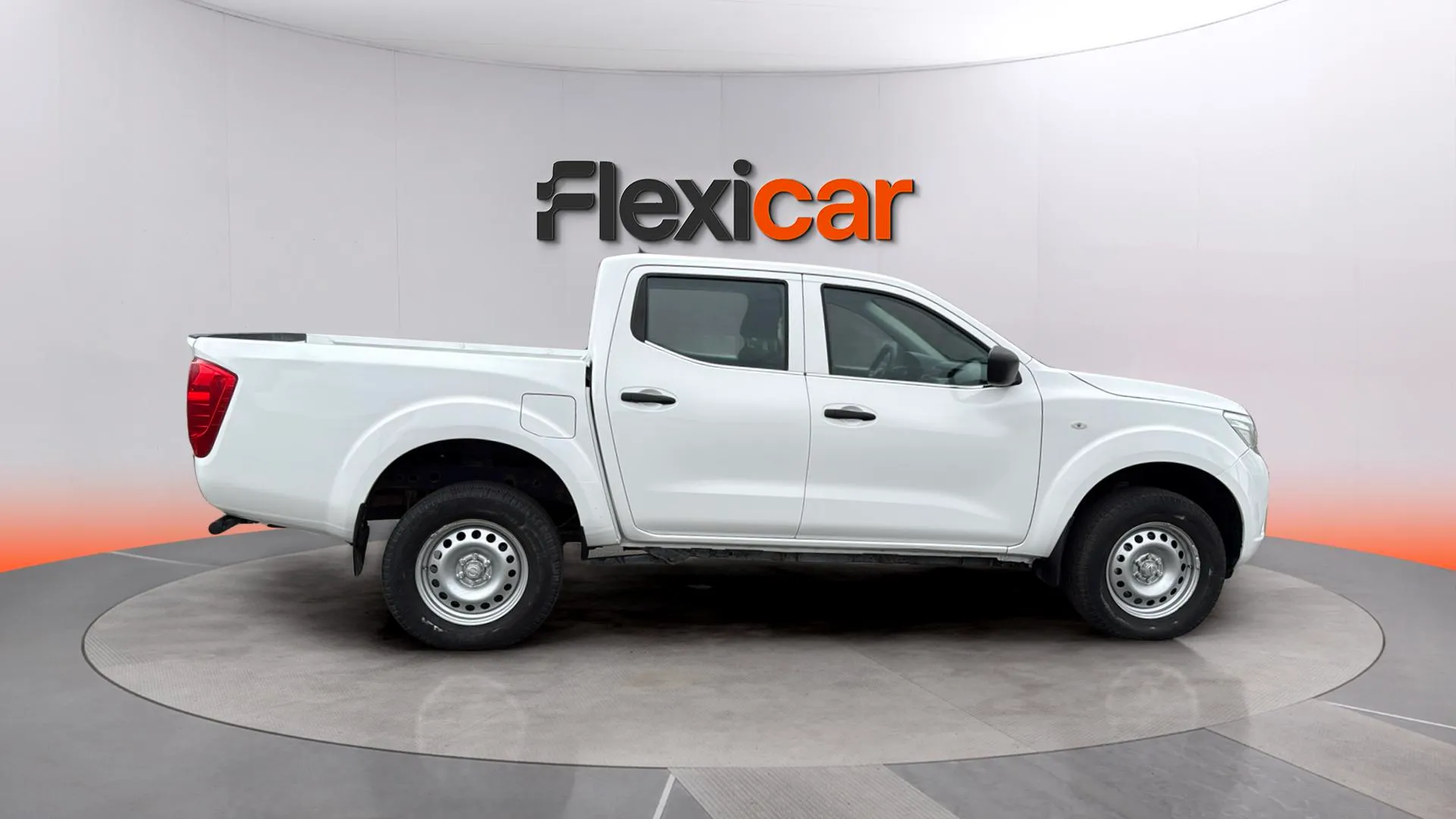 Nissan Navara - foto 9