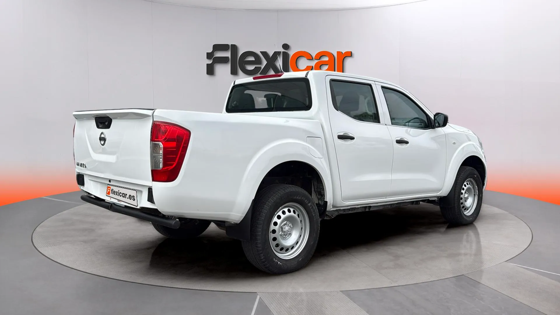 Nissan Navara - foto 8