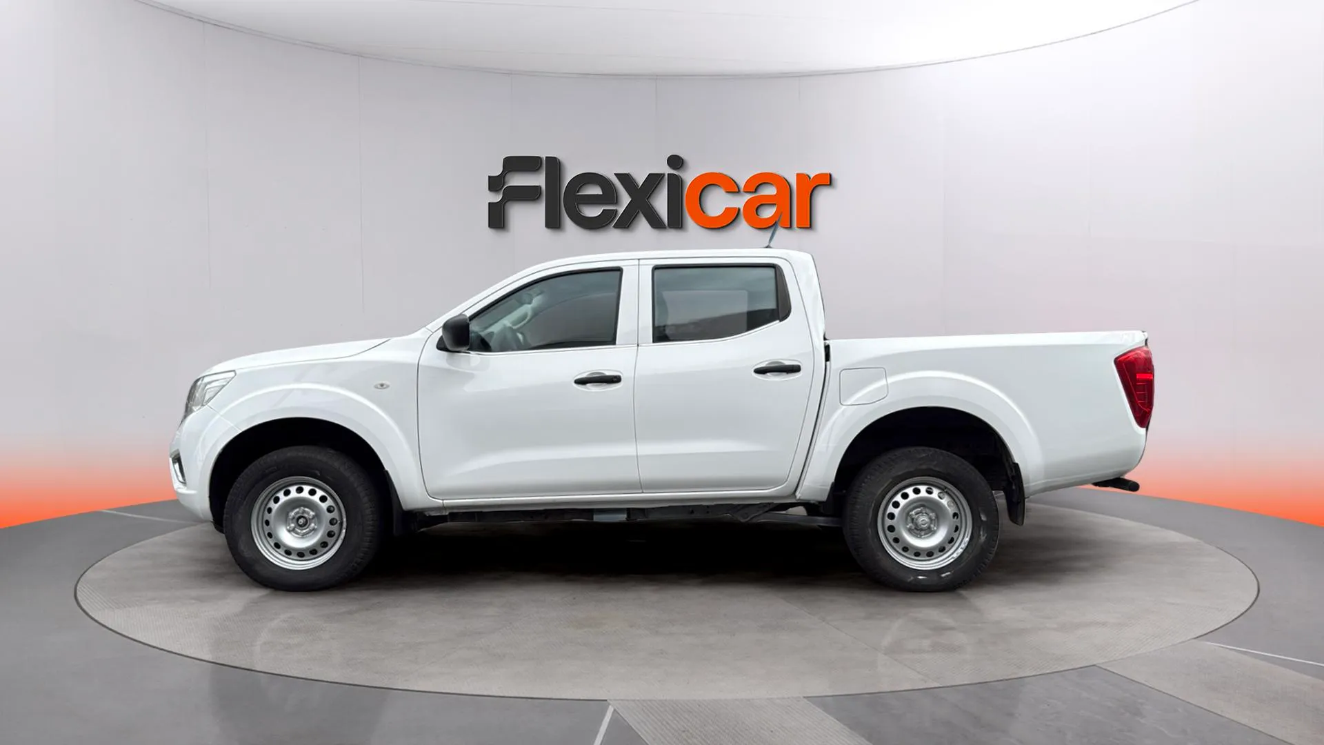 Nissan Navara - foto 4