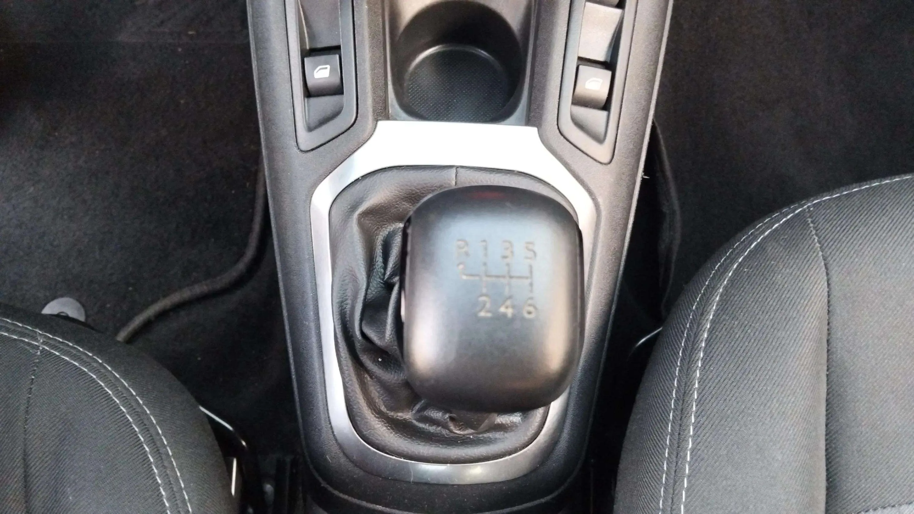 Citroën C-Elysée BlueHDi Shine - foto 14