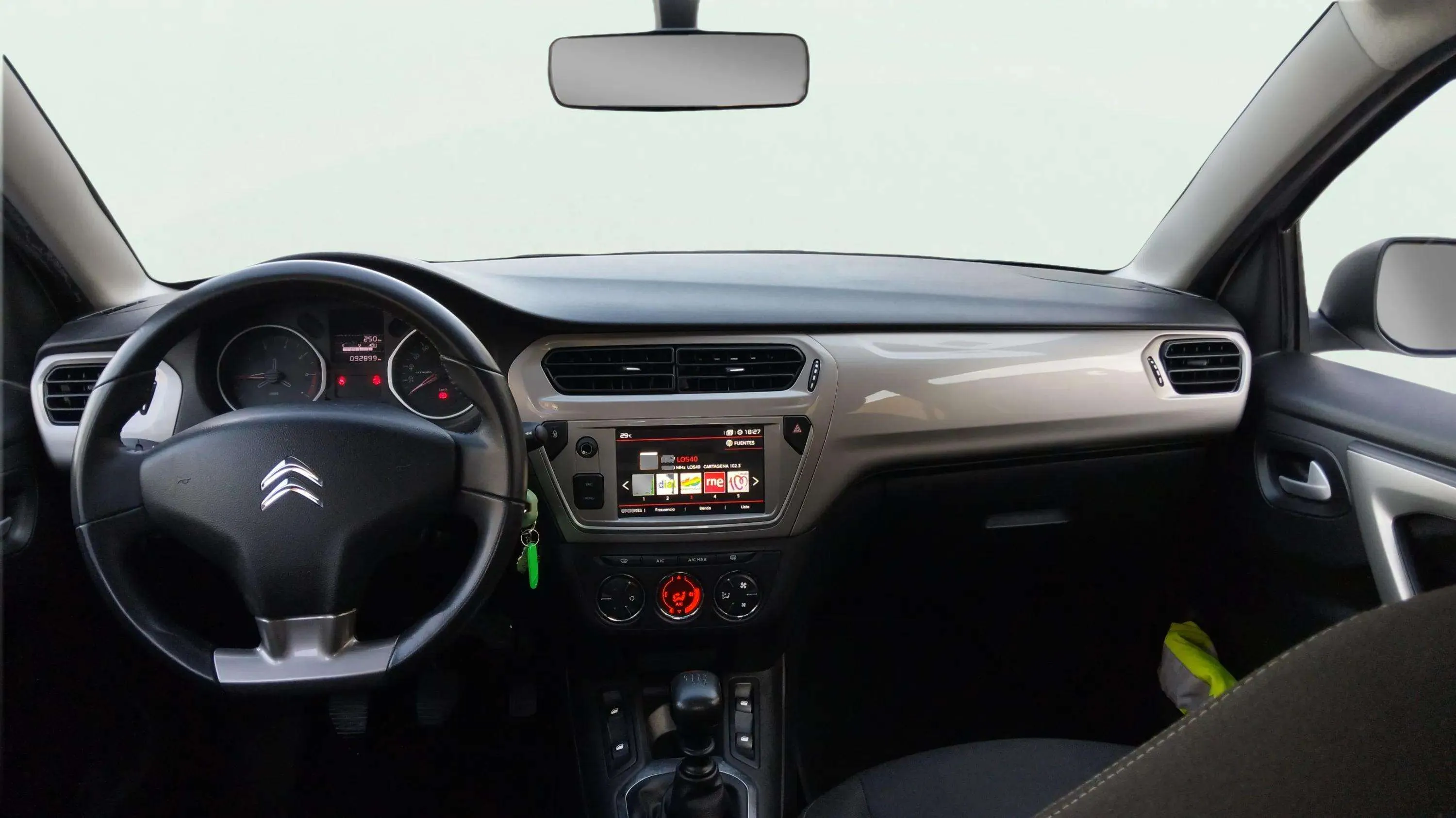 Citroën C-Elysée BlueHDi Shine - foto 11